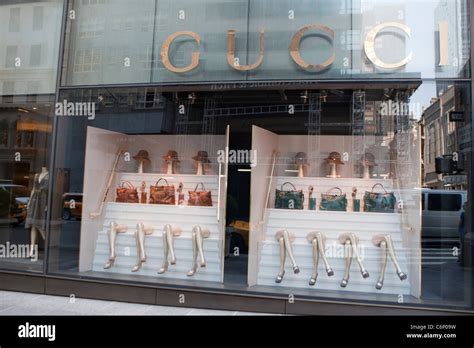 buying fake gucci in chinatown|gucci new york.